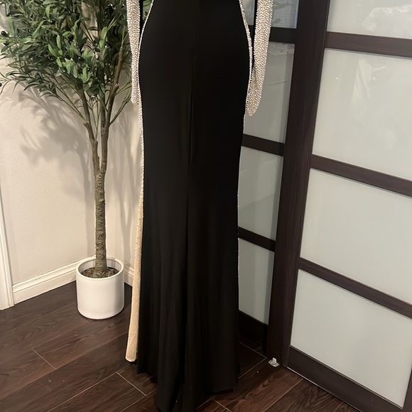 💥SOLD💥Aqua Beaded Gown - Picture 7 of 7